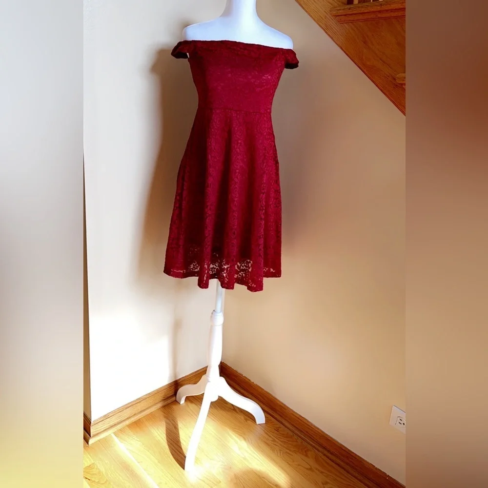 Women’s Dress Size Small Red Lace Off Shoulder A Line Swing Cocktail Party Dress - Picture 2 of 8